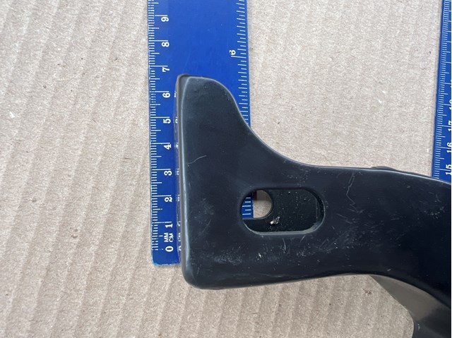 Кронштейн подножки 5179560060 TOYOTA