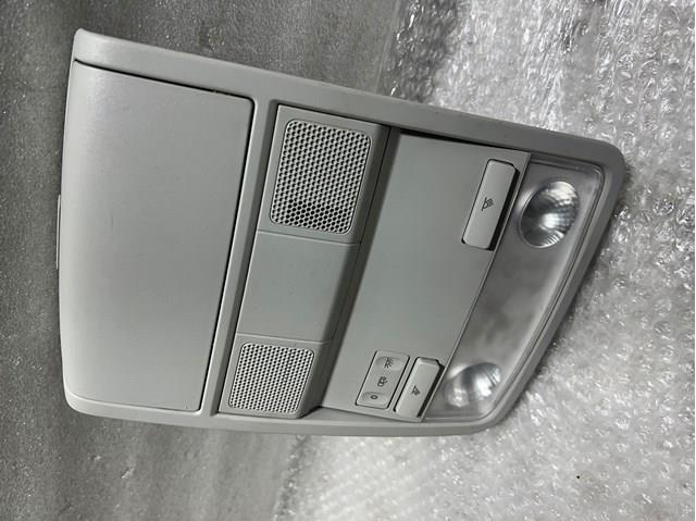 Плафоны внутреннего освещения 561868837AY20 VAG