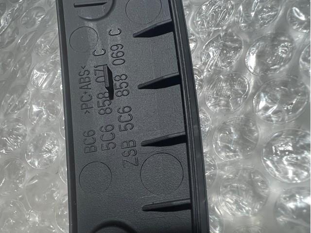 VAG 5C6858069C1QB в наличии Днепр