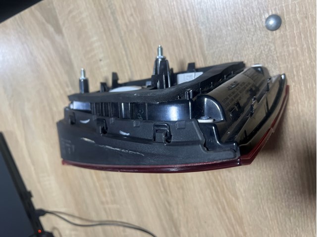 VAG 5C6945093K Фонарь задний левый внутренний в наличии Чернигов