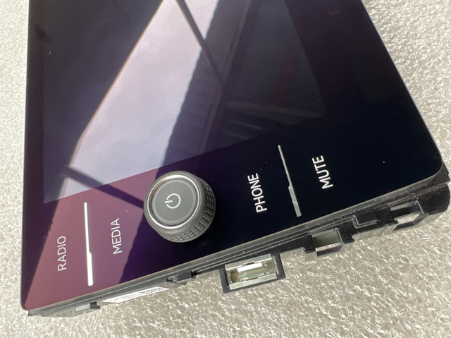 VAG 5G6919605 Магнитола (радио AM/FM) в наличии Николаев