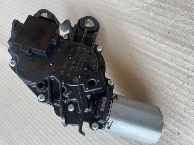 Стеклоочиститель двери задка 5K6955711A VAG