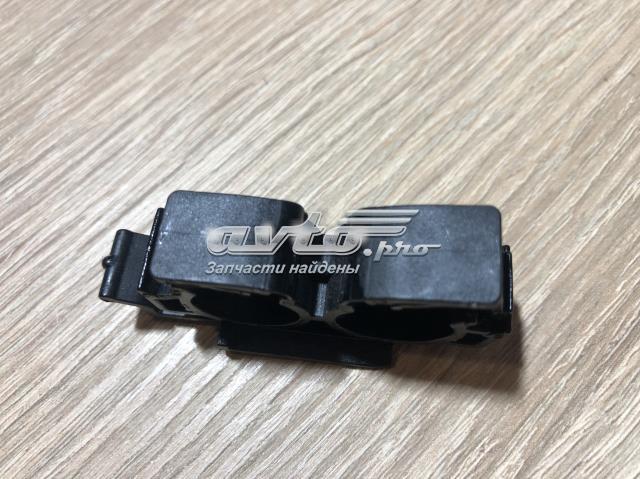 5Q0133687C купить Кривой Рог