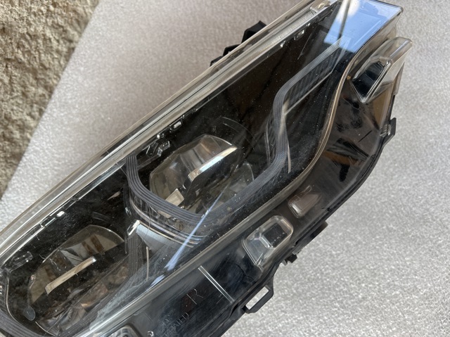 BMW 63117478158 Правая фара в наличии Львов