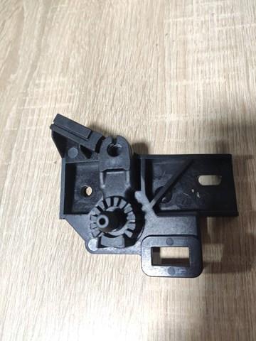 Кронштейн ручки открывания капота 6R1823633 VAG