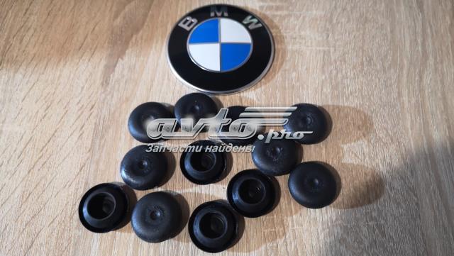Заглушка пола 7147140850 BMW