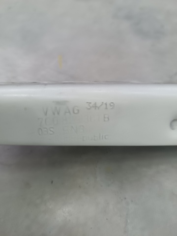 VAG 7C0823301B Петля капота левая в наличии Сумы