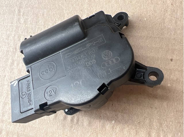 Мотор заслонки печки 7L0907511AJ VAG
