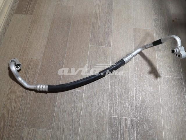 Трубка кондиционера от компрессора к радиатору 7P0820721D VAG