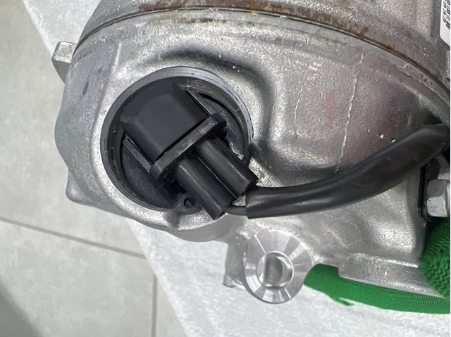 VAG 7P0820803L Компрессор кондиционера в наличии Киев