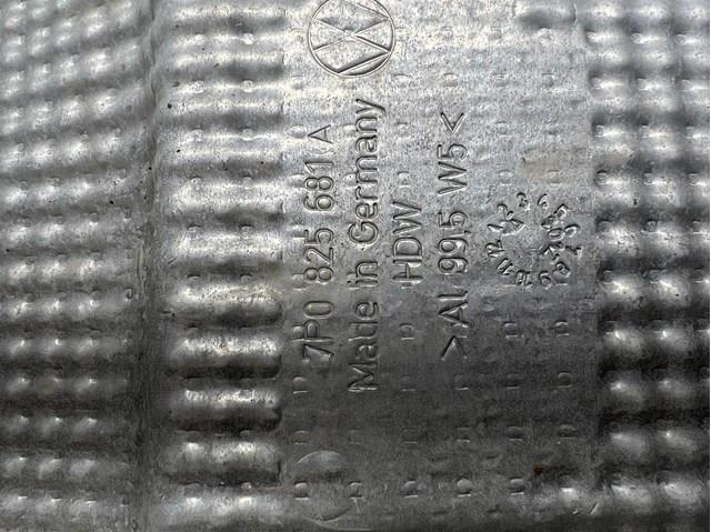 7P0825681A VAG купить в Ирпень