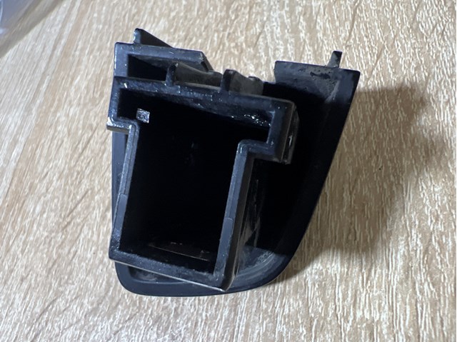 7P6839167AGRU VAG купить в Ужгород