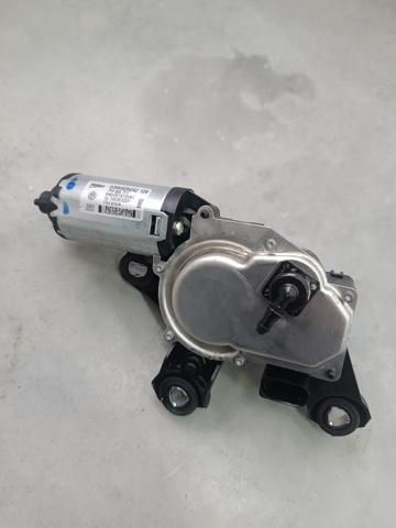 Моторчик заднего стеклоочистителя 7P6955711 VAG