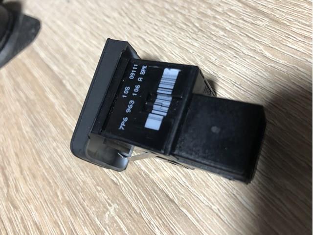 VAG 7P6963106A в наличии Павлоград