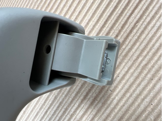8R0857607DDT4 VAG купить в Украина