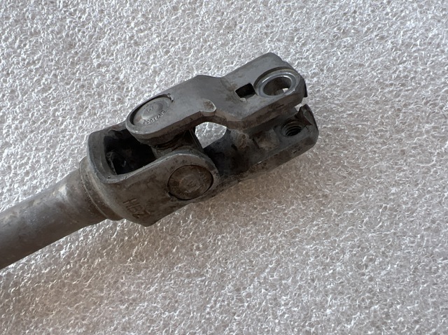 8W1419753C VAG Вал рулевой колонки нижний купить в Черновцы