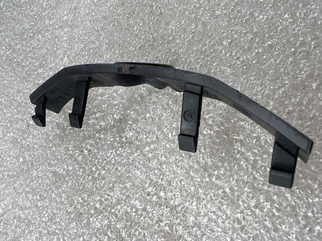 8W6853140BRP5 VAG купить в Запорожье