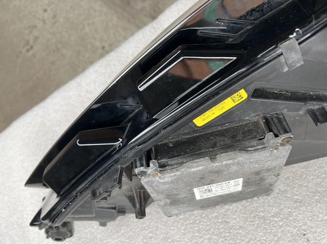 VAG 8W6941783E Фара левая в наличии Тернополь
