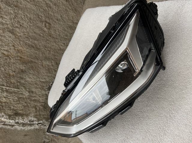 Блок фара левая 8W6941783E VAG