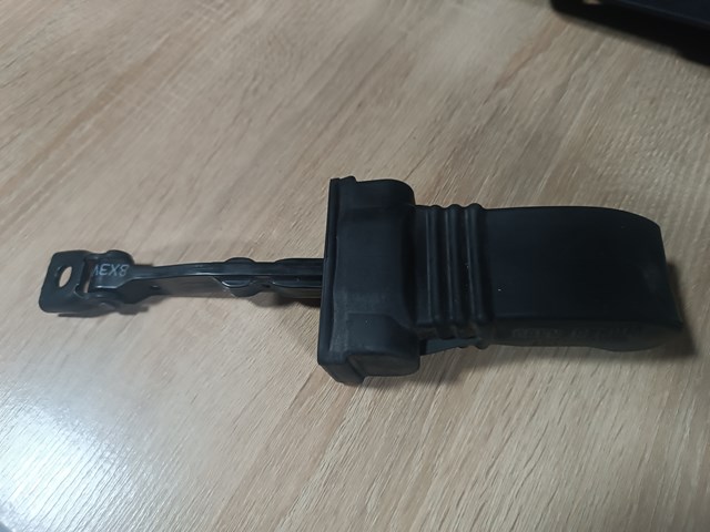 Ограничитель открывания дверей 8X3837249C VAG
