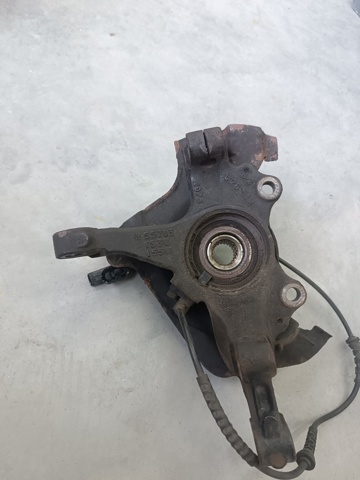 Ось передняя и поворотные кулаки 93188960 OPEL