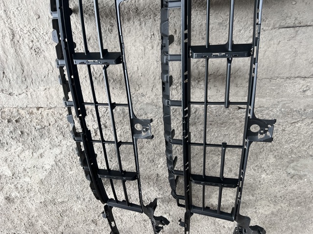 PORSCHE 9Y0807683AE041 в наличии Запорожье