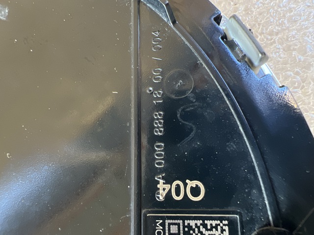 MERCEDES 0008881800 в наличии Харьков