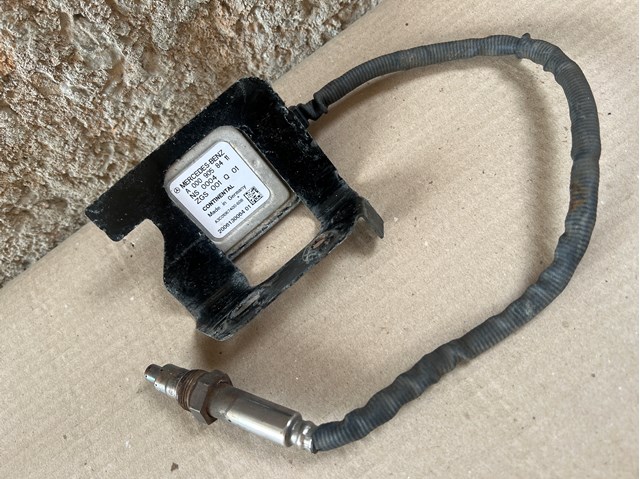 Датчик оксидов азота NOX, задний A0009058411 MERCEDES