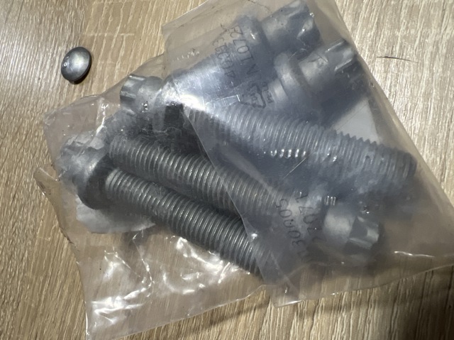 A001990140364 MERCEDES Болт шкива коленвала купить в Днепр