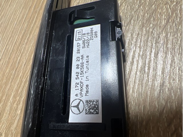 Дисплей парктроника A1725420023 MERCEDES
