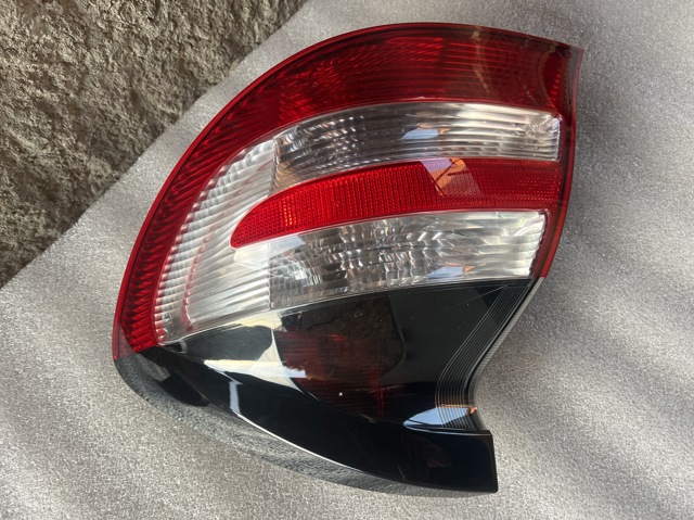 Задний правый стоп A2038202664 MERCEDES