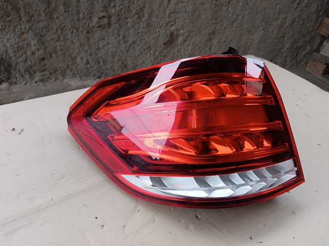 Задний левый внешний фонарь A2129061703 MERCEDES