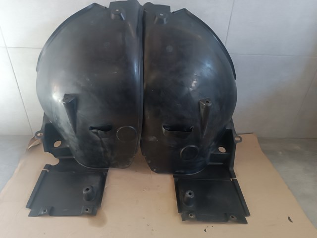 Подкрылок крыла переднего правый задний A2216900630 MERCEDES