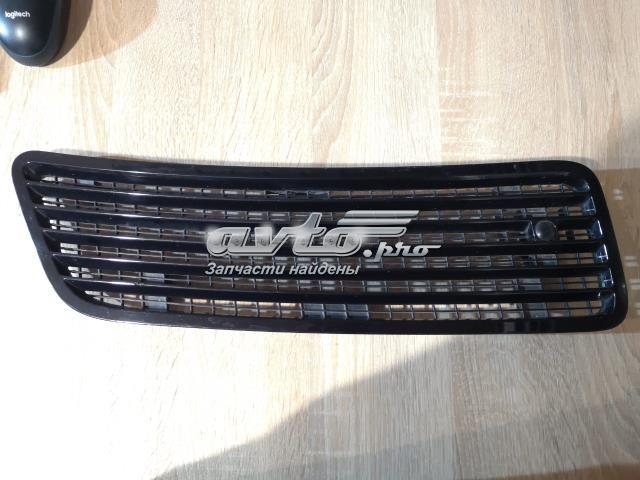 Решетка под лобовое стекло A2218800205 MERCEDES