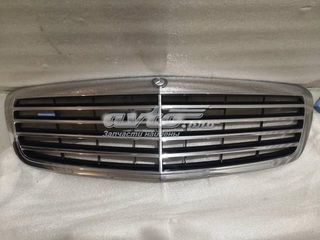 Облицовка радиатора A2218800483 MERCEDES