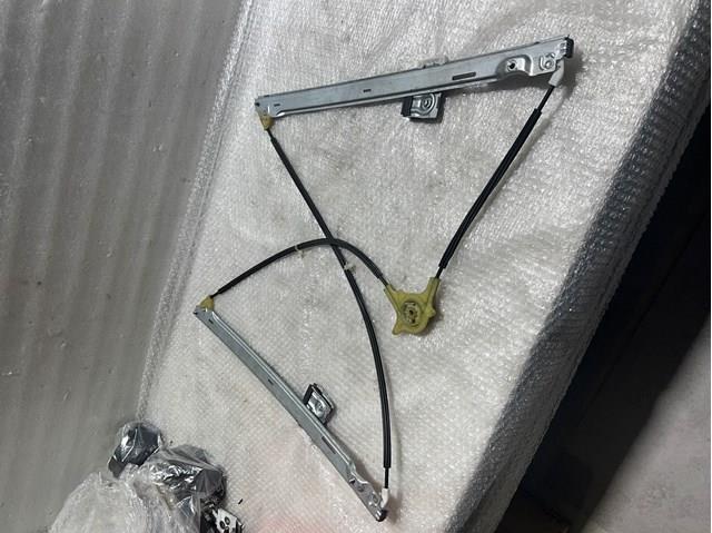 Стеклоподъемник с электродвигателем A6397200446 MERCEDES