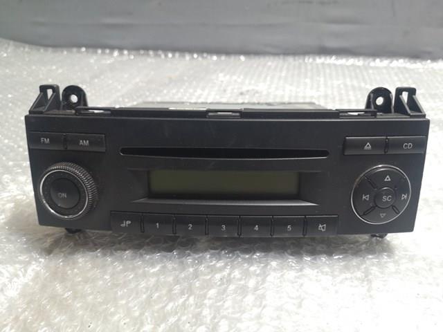 Магнитола (радио AM/FM) A9068200886 MERCEDES