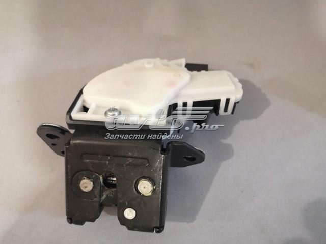 Замок задней двери D65162310B MAZDA