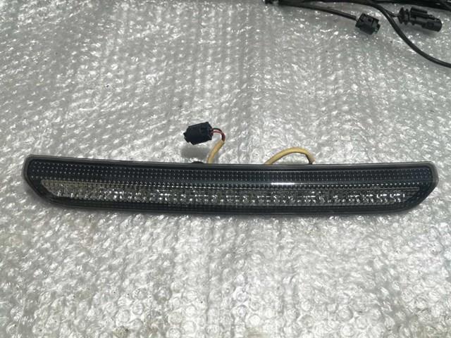 Фонарь сигнала торможения LR020147 LAND ROVER