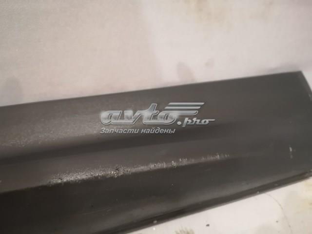 LR024160 LAND ROVER Молдинг двери передней правой купить в Черкассы