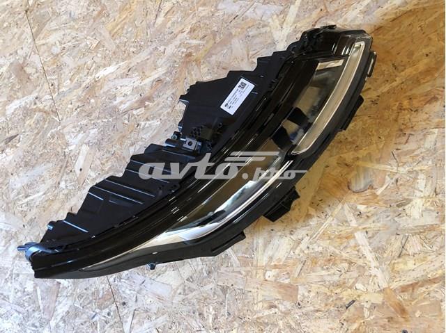 Фара основная правая LR133651 LAND ROVER