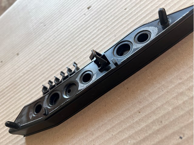 LR150995 LAND ROVER купить в Черновцы