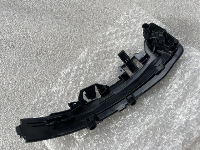 LR152957 LAND ROVER купить в Украина