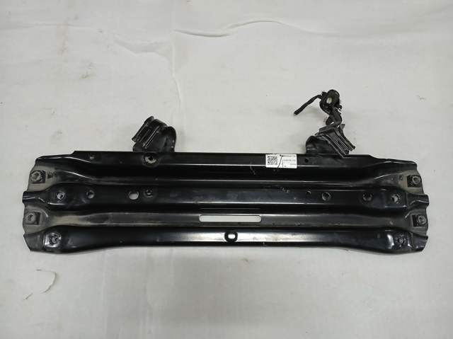 Кронштейн передней балки 1EA199599B VAG