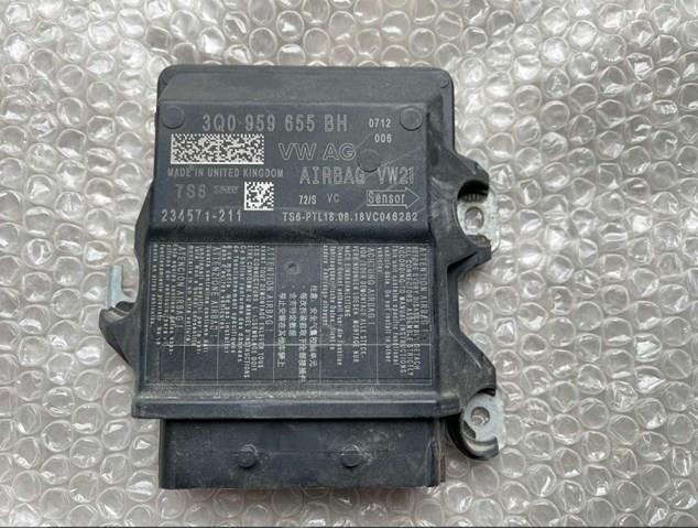 Блок управления airbag 3Q0959655BH VAG