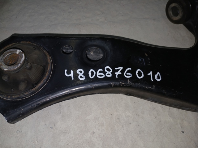 4806876010 TOYOTA Нижний рычаг купить в Павлоград
