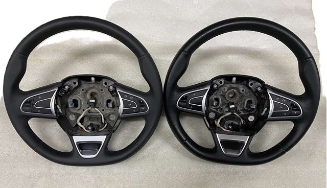 Рулевое колесо 484005825R RENAULT