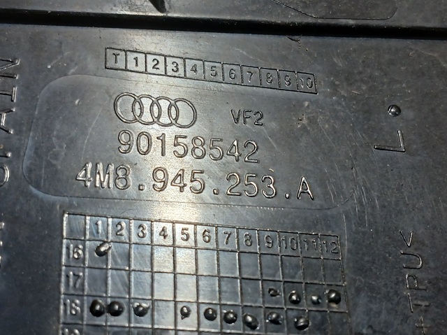 VAG 4M8945253A в наличии Черновцы