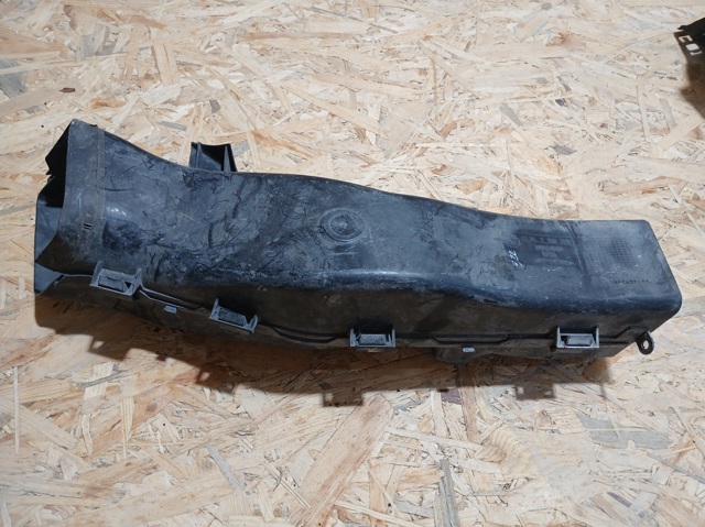 Воздуховод тормозного диска, левый 51747158379 BMW