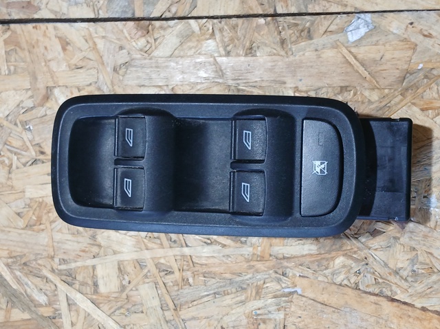 Кнопки переднего левого стекло подъёмника 8A6T14A132CC FORD